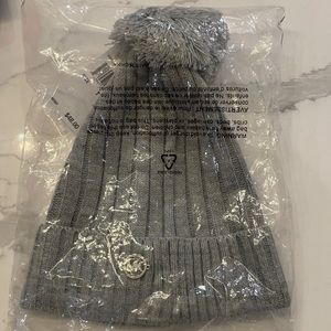 Michael Kors winter hat never used/open brand new